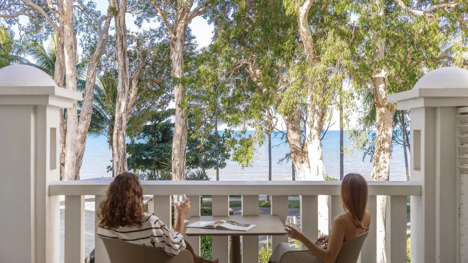 Peppers Beach Club & Spa Palm Cove